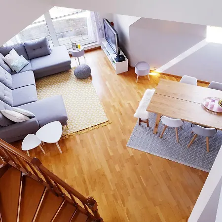 Appartement Duplex Familial Immeuble Tres Calme